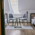 Schoendorf - Virtual Reception Hostel Bratislava