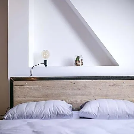 Schoendorf - Virtual Reception Hostel